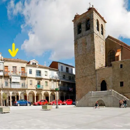 Apartamento La Casa Amarilla. Alojamiento Vacacional Béjar